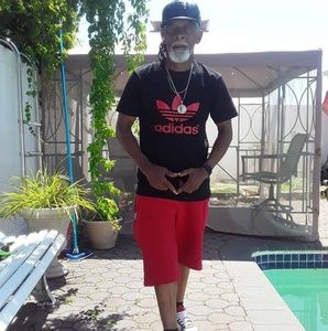 Meet your Posher, Kenneth